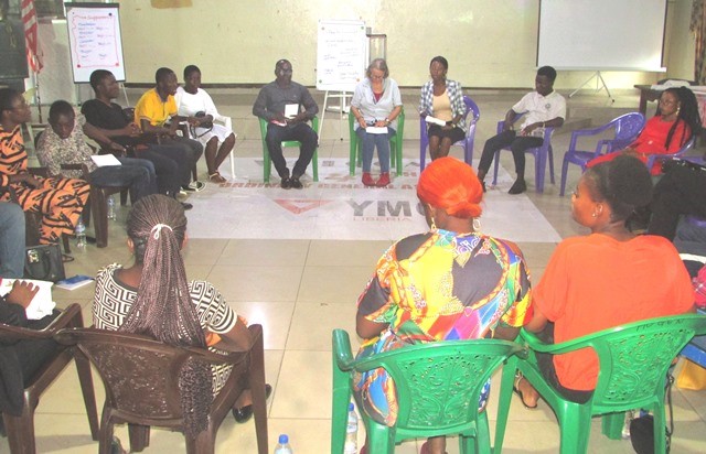 participants-in-discussion