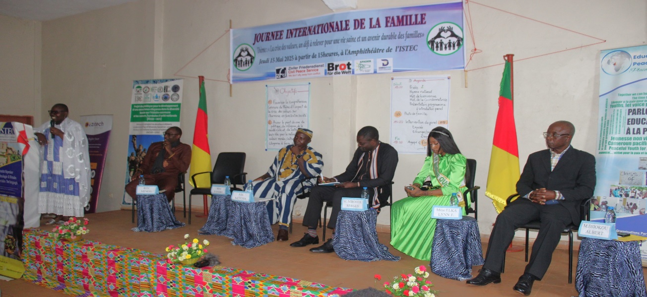 C:\Users\DELL\Documents\Site Peace Work Africa\2025 Publications\images\IMG_8937panelistes.JPG